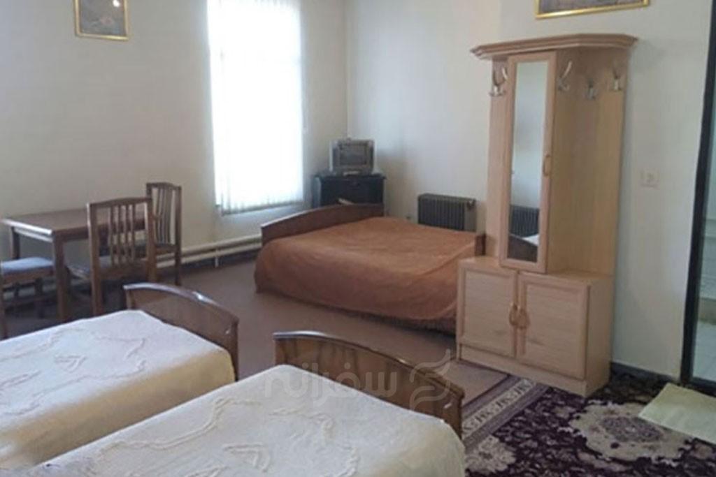 Hotel Bozorg Kaleibar