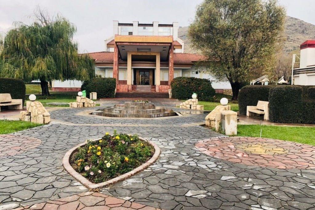 هتل امیر کبیر اراک
