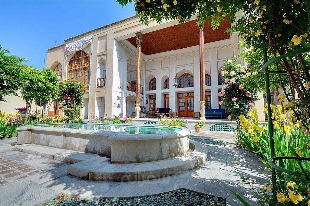 Traditional Hotel Bekhradi Isfahan