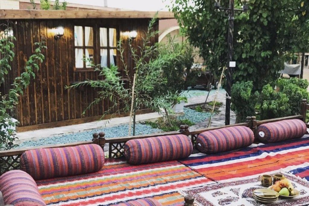 اقامتگاه بوم گردی باغ عمارت دلنشین شهرضا