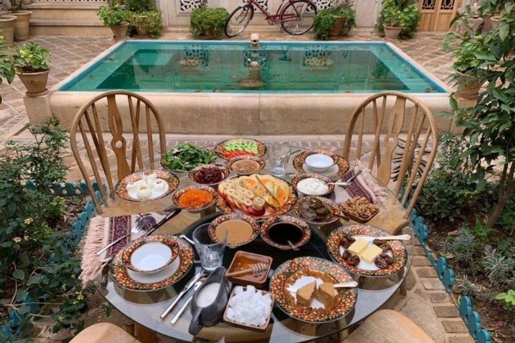 اقامتگاه خانه شیرازی شیراز