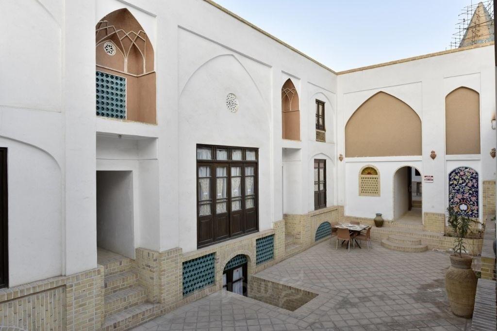 هتل سنتی نگین کاشان