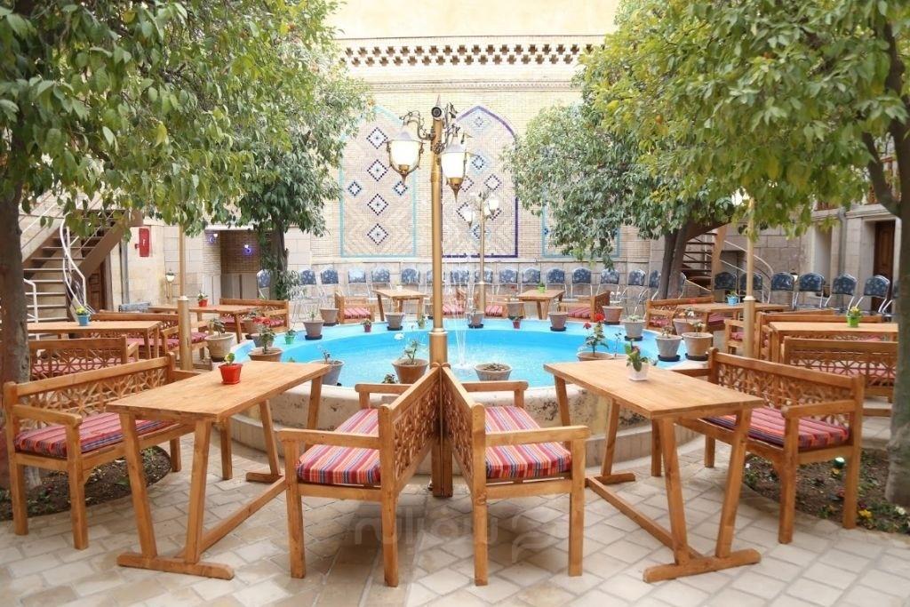 اقامتگاه سنتی پنج دری شیراز