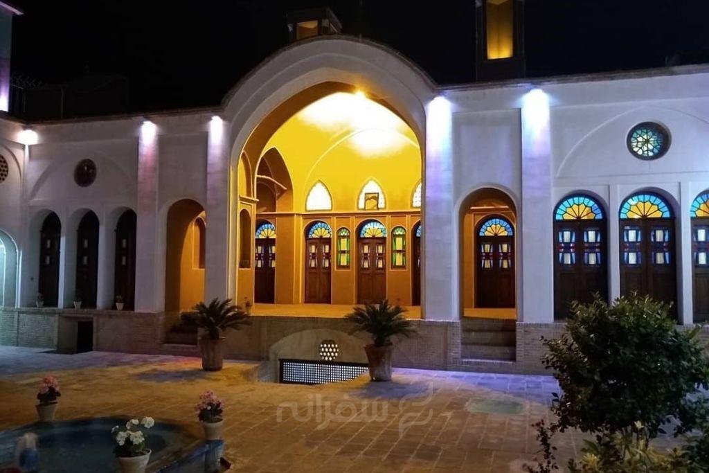 اقامتگاه سنتی شاسوسا کاشان