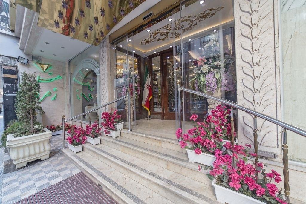هتل آپارتمان زمرد مشهد