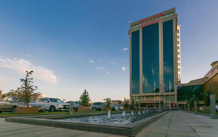 Tabriz  Laleh Park hotel