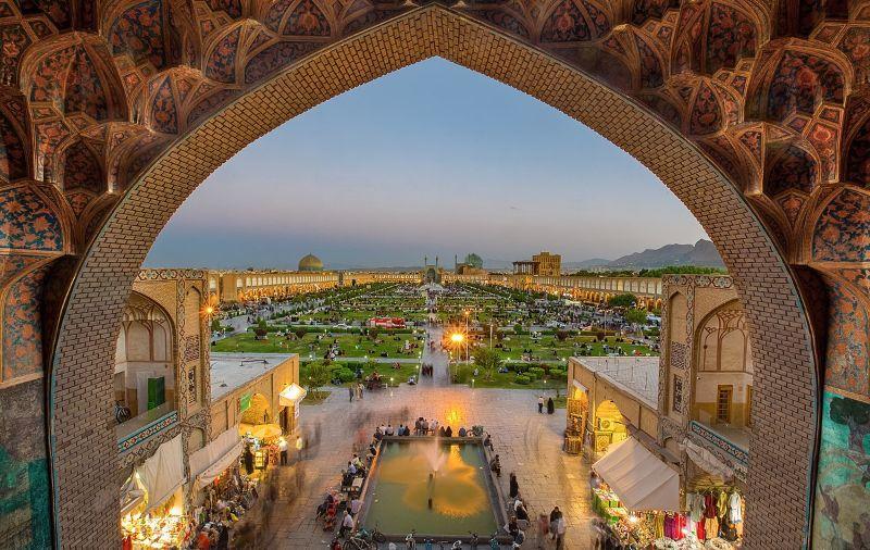 سفر ارزان به اصفهان به همراه اقامت در هتل