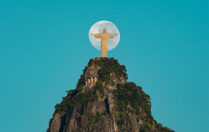 مجسمه مسیح منجی برزیل | یکی از عجایب هفتگانه جدید