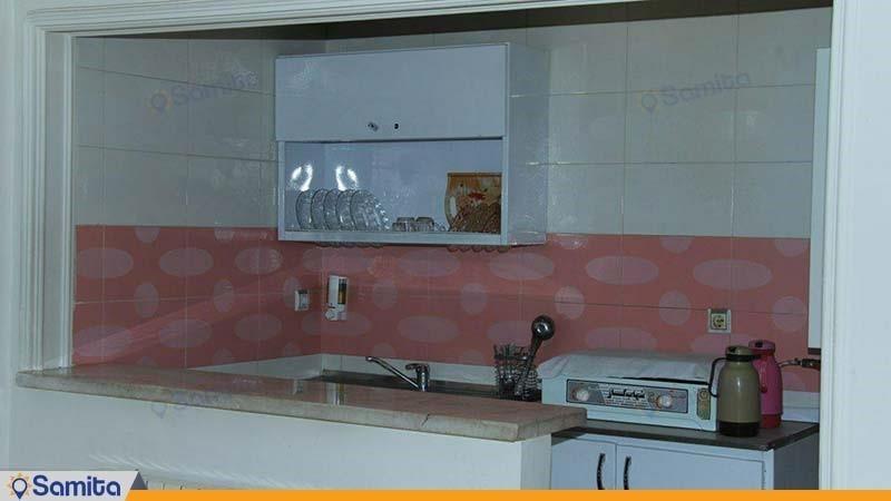 سوئیت دو خوابه پنج نفره هتل آپارتمان زیبا تبریز