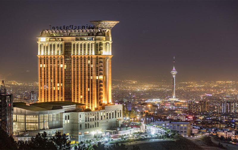 رزرو سالن هتل در تهران برای همایش | رزرو همراه با تخفیف
