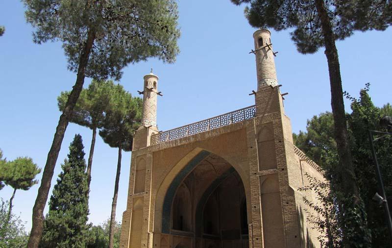 منارجنبان اصفهان | معرفی یکی از شگفت انگیزترین بناهای تاریخی ایران